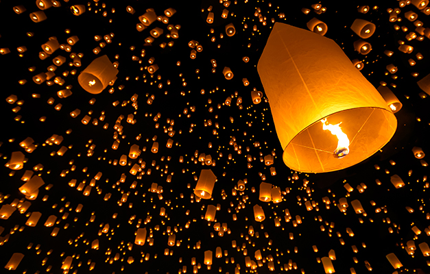 image of a sky full of lanterns